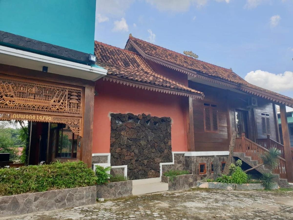 Nuwono Tasya Syariah * Bandar Lampung